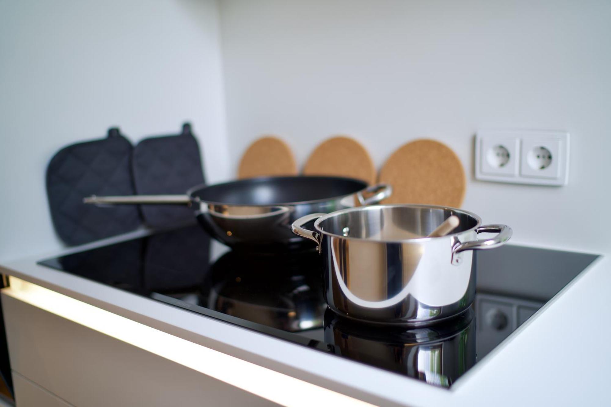 Edler Wohnraum Noble Stadtoase Mit Boxspringbett, Kaffeevollautomat & Parkplatz Apartment *