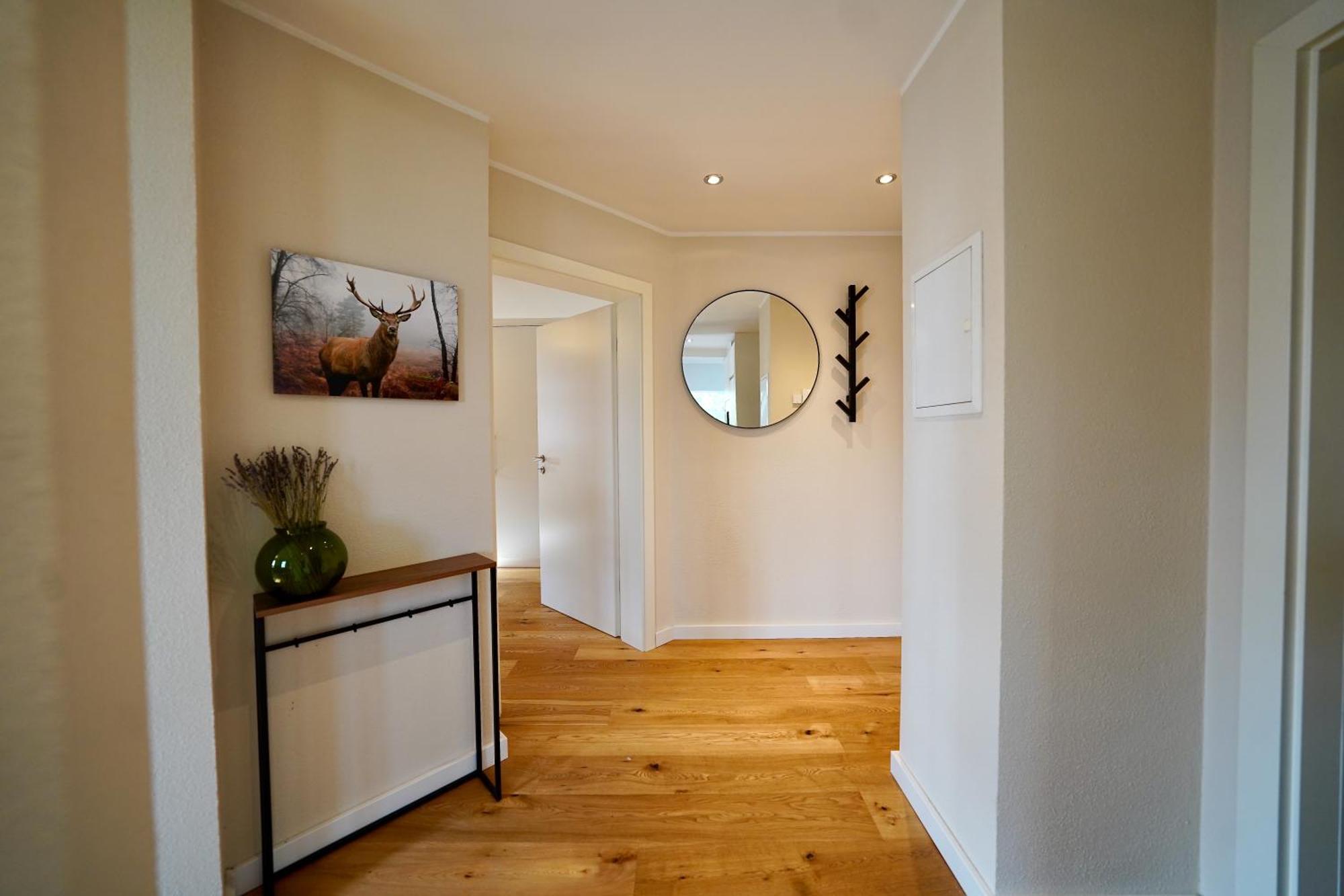 Edler Wohnraum Noble Stadtoase Mit Boxspringbett, Kaffeevollautomat & Parkplatz Zwickau