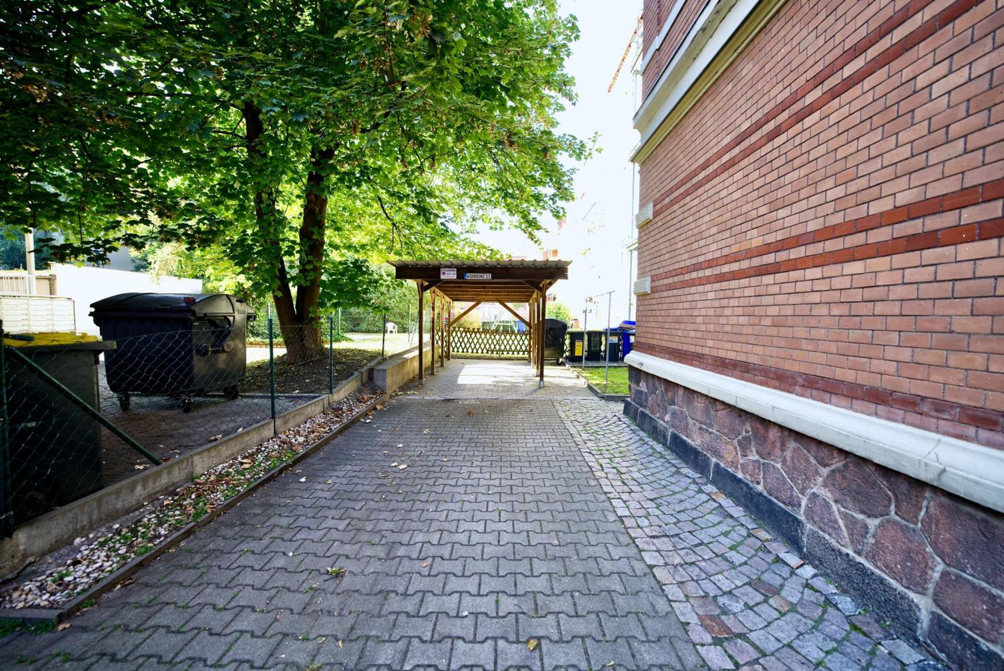 Apartment Edler Wohnraum Noble Stadtoase Mit Boxspringbett, Kaffeevollautomat & Parkplatz Zwickau